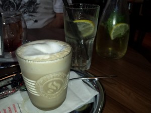 Cafe Latte - Coffeeshop Company - Wien