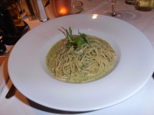 Spaghetti al Pesto Genovese - Isola Verde - Wien