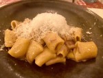 Paccheri mit Wurzelspeck, Ricotta und Datteln - May31 - Wien