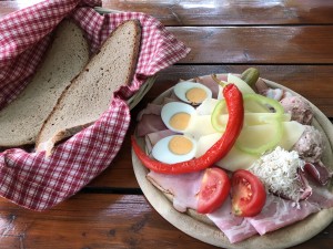 2 Scheiben Brot inklusive