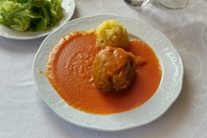 Gasthaus Rois - Gefüllte Paprika - Kindheitserinnerungen werden wach