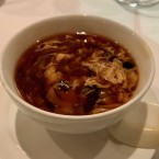 Die pikant - säuerliche Suppe - Sinohouse - Wien