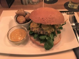 Chili–Cheeseburger - THOMAWIRT - Graz