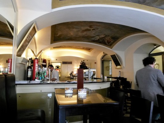 Bar / Raucherbereich - Cafe Sacher Graz - Graz