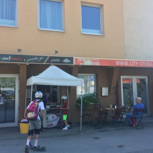 Casantonio e piccolo giu - Pizzeria piccola - Salzburg