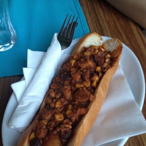 ...Chili Hot Dog... - Fly's American Restaurant - Wien