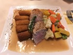 Schweinefilet mit Gemüse und Kroketten