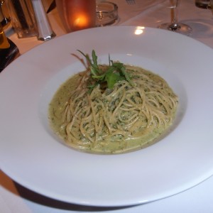 Spaghetti al Pesto Genovese - Isola Verde - Wien