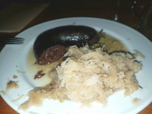 Blutwurst mit Sauerkraut