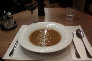 Zuppa di lenticchie (Berglinsensuppe)