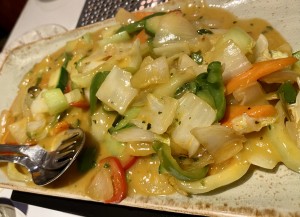Gemüse-Curry nach thailändischer Art (🌶️🌶️🌶️) - Asia Garten - Wien