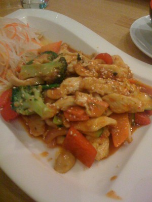 "Scharfes" gebrates Huhn mit Wok-Gemüse - Asia Restaurant Lin - Wien