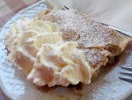 Apfelstrudel - wenig Teig, viele Äpfel und warm. So mag ich's! - Schlossteich Stüberl - Fischrestaurant Rieger - Trautenfels