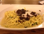 Tagliatelle mit Trüffel und Goldbrassenfilet