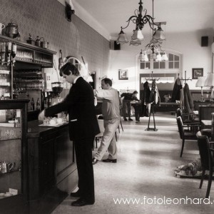 etwa 1985 von FotoLeonhard - Cafe Zartl - Wien