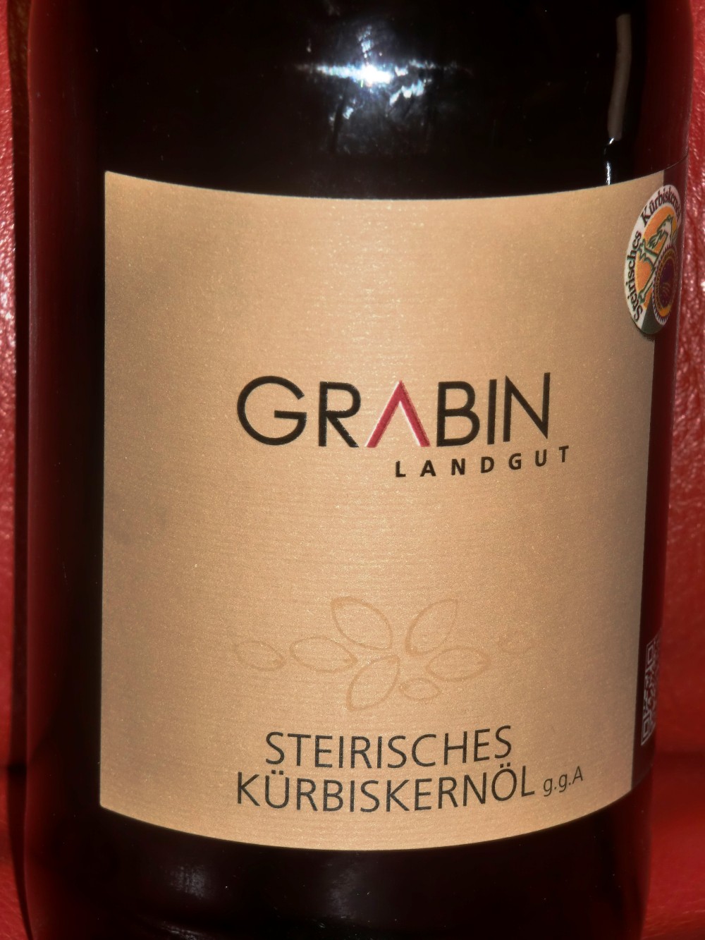 Weingut Buschenschank Grabin - Kernöl für zu Hause - Weingut Buschenschank Grabin - Labuttendorf