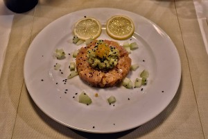 Hansy - Lachsforellen Tartar - zu internsiv mit Chili gewürzt, sonst wär's ... - Hansy - Wien