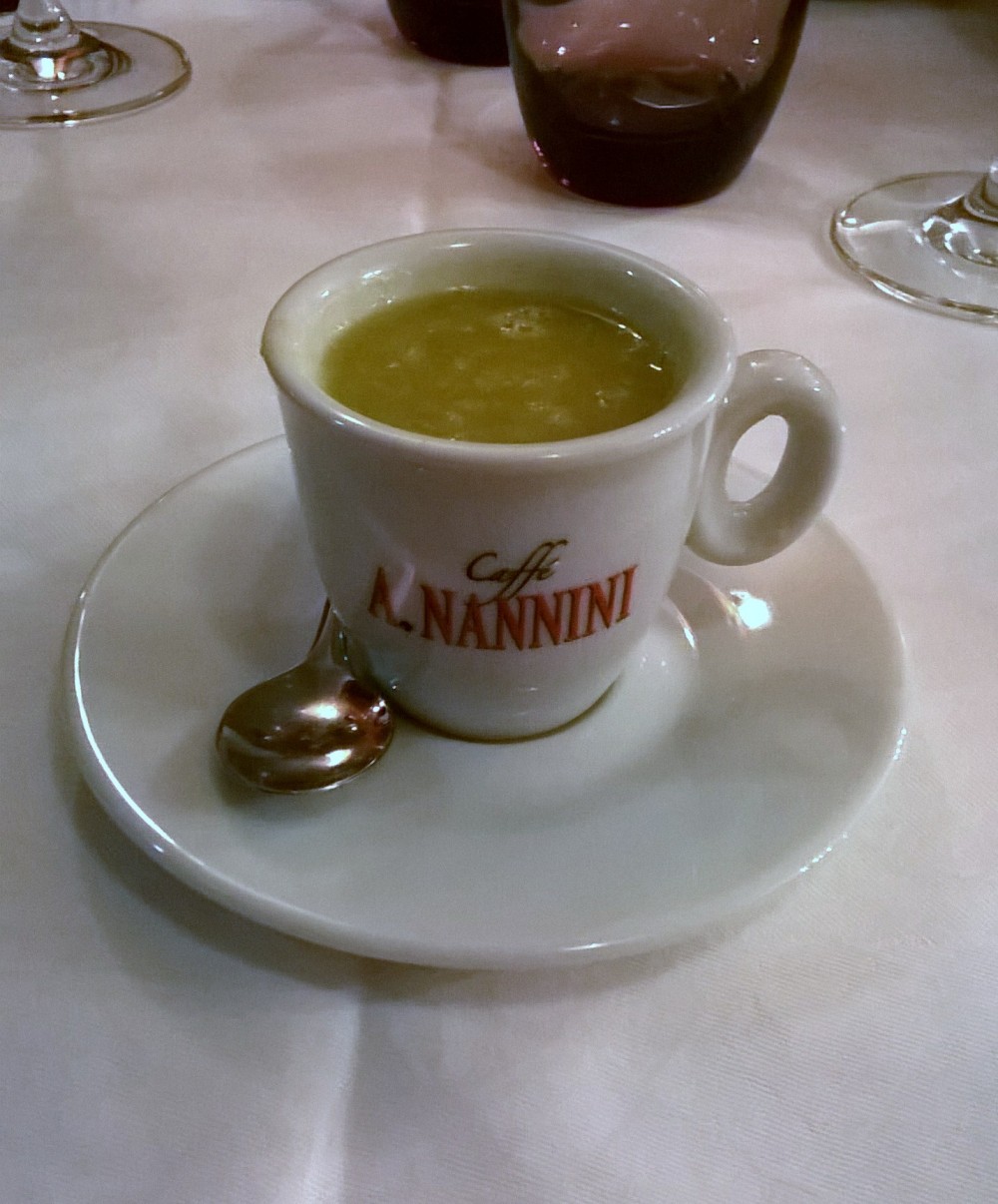 NEIN das war nicht der etwas zu "grün" geratene Espresso danach, sondern das ... - Osteria Dal Toscano - Wien