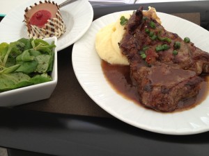 Beef "Paillard" mit Püree; Dessert (auf einmal) - El Gaucho - Baden bei Wien