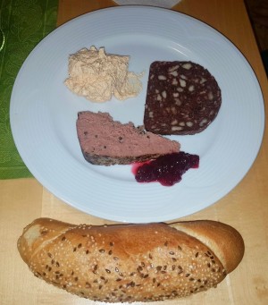 Blunzen, Pastete mit Pfeffer, Liptauer