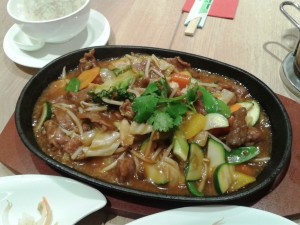 Asia-Restaurant WOW - Hot Pan Beef (€ 12,90 - Hot Pan H1)
