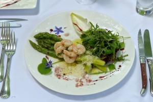 Schimanszky - Garnelen mit Spargel als VS - der Spargel exzellent, die Garnelen &quot;farblos&quot;