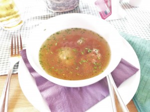 Leberknöderlsuppe