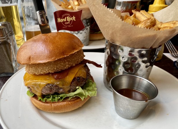 Legendary Burger - tipptopp - Hard Rock Cafe - Wien