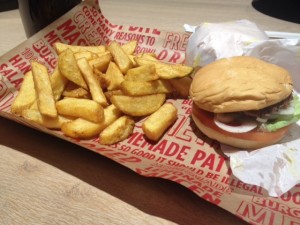 Slider mit Steak Fries - Burgerista - Wien