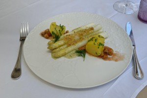 Gasthaus Jell - Spargel - recht eigenwillig neu interpretiert - Details siehe Rezension