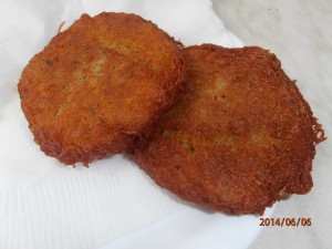 Wiener Panzerplatten ohne Knoblauch...waren wieder hart wie Stahl! - Schweizerhaus - Wien