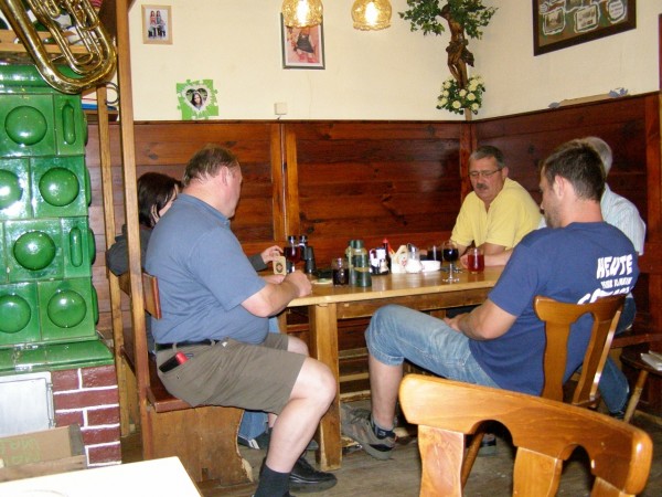 Am Stammtisch - Hallerhaus - Mönichkirchen