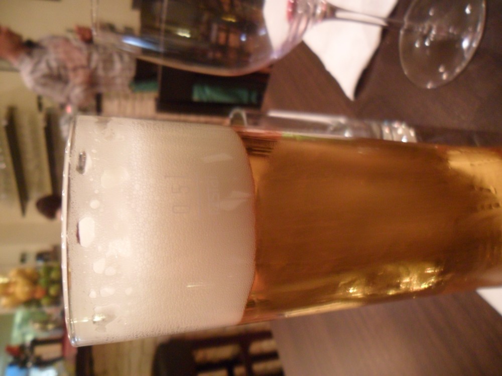 schlecht eingeschenktes Bier - That's Amore - Wien