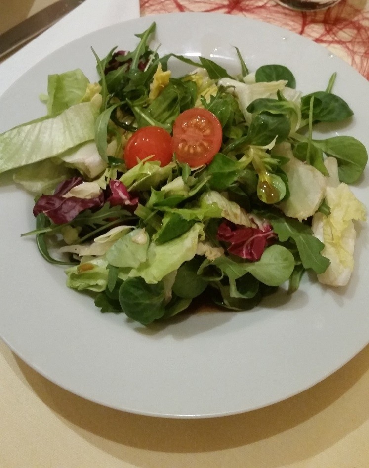 Salatbegleitung - HB Das Restaurant - Baden