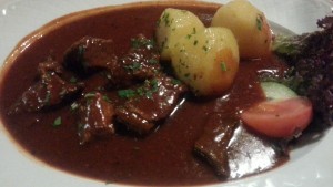 Das kleine Gulasch - Gasthaus zur eisernen Hand - Linz