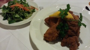 Ausgelöstes Backhendl mit Erdäpfel-Vogerl-Salat - Hotel-Ferner's Rosenhof - Murau