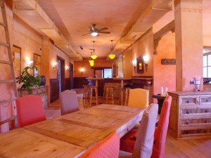 Innenraum mit Bar - Restaurant Landhaus - Schrick