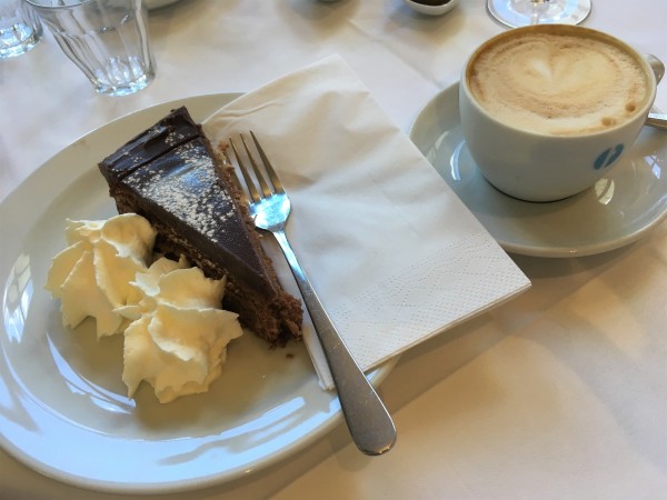 Schokotorte, Cappuccino - Purberg - Graz