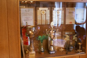 Im Vereinsraum sind auch Trophäen ausgestellt. - Gasthaus Bahnhof - Lauterach