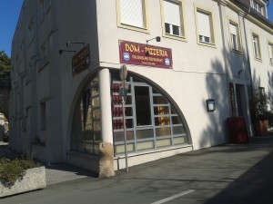 Dompizzeria in Wr.Neustadt