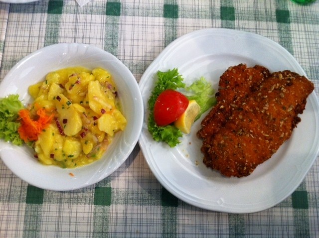 Cordon mit Zwiebel, Speck und Mondseer Käse - Ischler Alm - Vösendorf