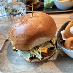 Classic Bacon Cheeseburger - Le Burger Graz - Graz
