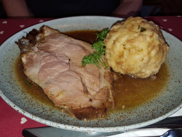 Schweinsbraten - Oberlaaer Dorf-Wirt - Wien