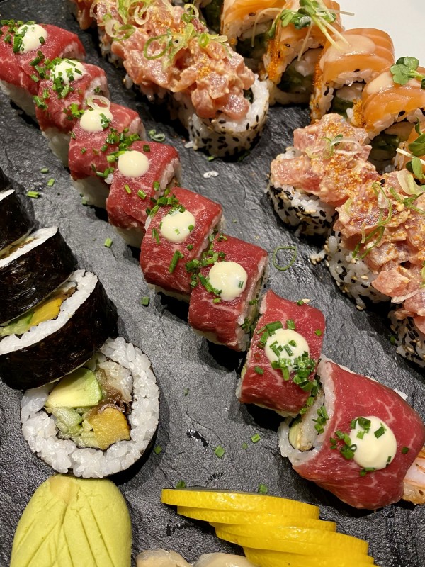 Online Bestellung - Sushi Platte für 3 Pax - IKI - Wien