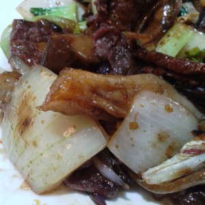 Klee Wok - Teppanyaki (Mariniertes Beef, viele Pilze, Pak Choi, Zwiebel und ... - Asia Restaurant Klee Wok - Wien