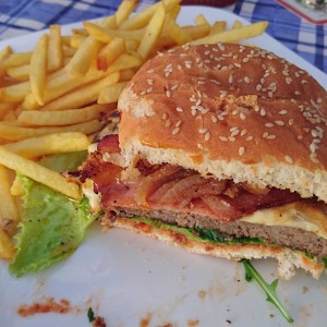 Big Boiger Burger
Neu von Dienstag bis Freitag - Gasthaus Boigerstadl - Garsten