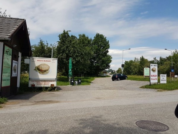 Wagyu Burger am Biohof Leitner - Thalgau