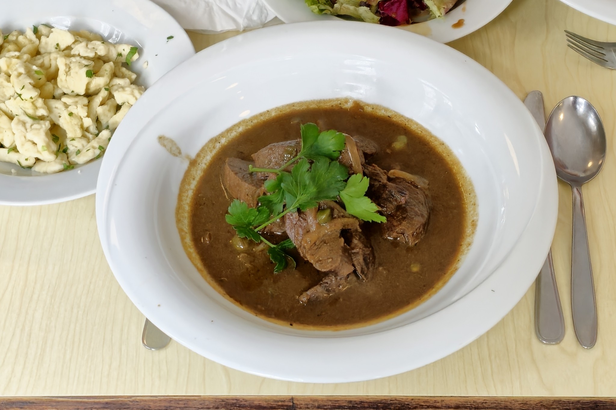Blauensteiner - Geschmortes Kronfleisch im Zwiebel/Rotweinsaft'l - tolle ... - Blauensteiners Gasthof Zur Stadt Paris - Wien