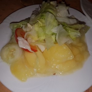 Beilagensalat zum Schnitzel - Gasthaus Riegler - Pottenstein