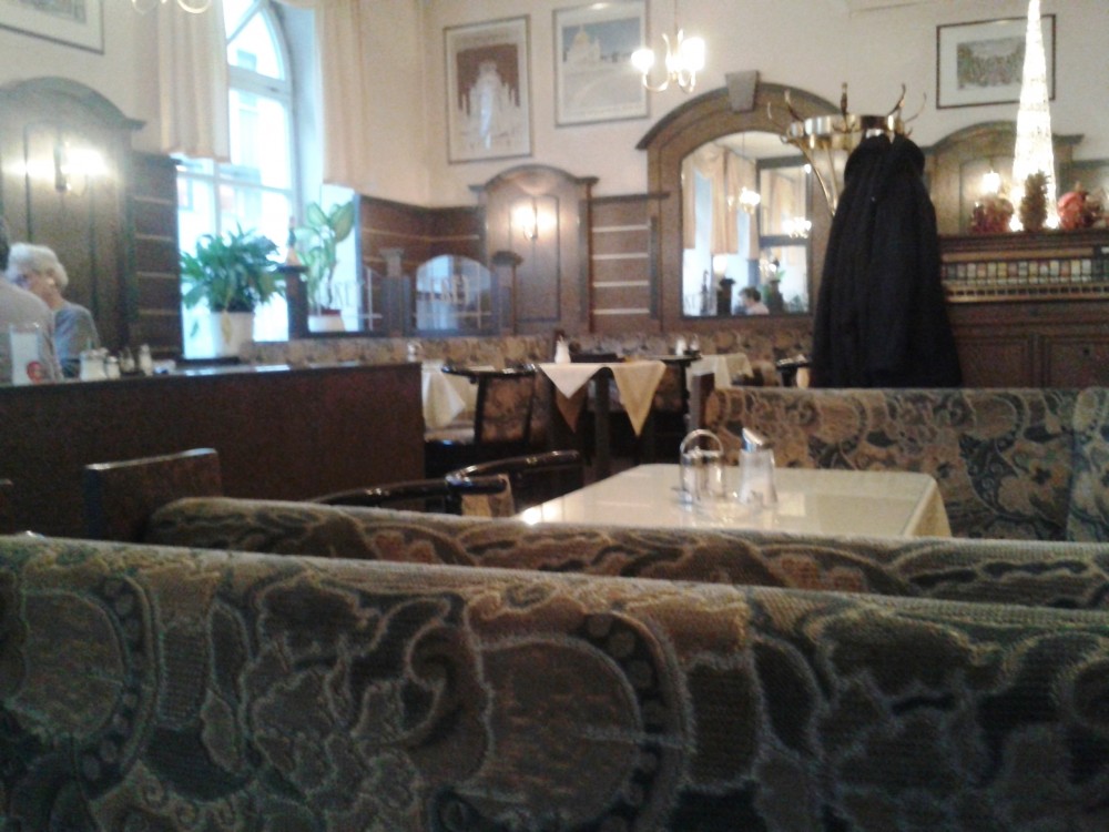 Im Lokal - Cafe Frey - Wien